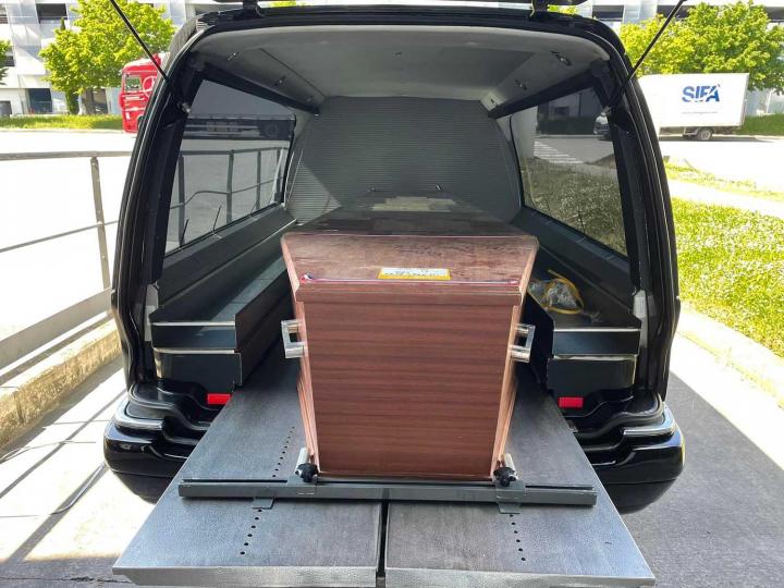 Nous prenons en charge le rapatriement funéraire, sans souci administratif.